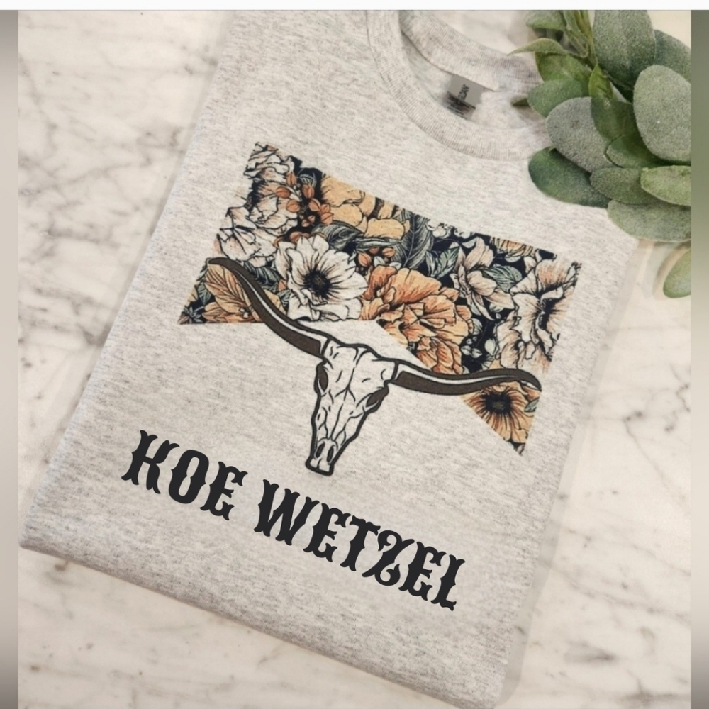 Koe wetzel shirt floral bull skull cute popular trending country western